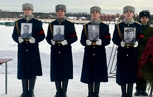 Церемония захоронения экипажа Героя СССР Гречишникова прошла в Мытищах