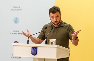 Зеленский объяснил отказ вывода войск из Донбасса угрозой раскола на Украине