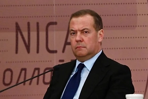 Медведев: Киев постепенно начинает осознавать своё положение