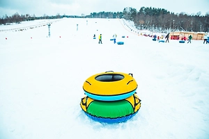 Пятилетний мальчик погиб во время катания на тюбинге во Владивостоке