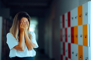 Учительницу года арестовали за изнасилование подростка