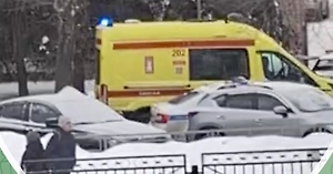 Появилось видео из гимназии в Уфе после нападения подростка