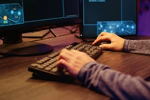 В МВД РФ рассказали о новых многоходовых схемах мошенников