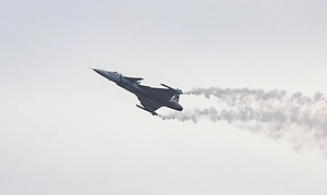 Швеция обсуждает с Украиной оснащение истребителей Gripen дальнобойными ракетами