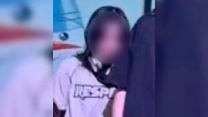 Школьница из Красноярска перед тем, как поджечь одноклассника, ударила его молотком