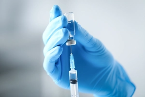 Минздрав выдал разрешение на применение российской вакцины для лечения меланомы