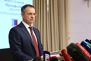 Саботаж Украины вынудил Мединского занять жёсткую позицию на переговорах, заявил политолог