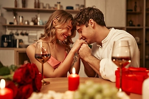 Не любовь, а похабщина: В РПЦ осудили празднование Дня святого Валентина