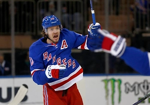 «Спасибо, Хлебушек»: «Рейнджерс» попрощался с российским хоккеистом Панариным