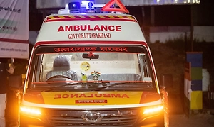 В Индии рухнул аттракцион с людьми, есть жертвы