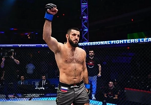 Российский боец Куниев побил Алмейду и одержал первую победу в UFC