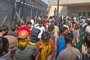 В Пакистане 20 человек погибли в ходе протестов против операции США